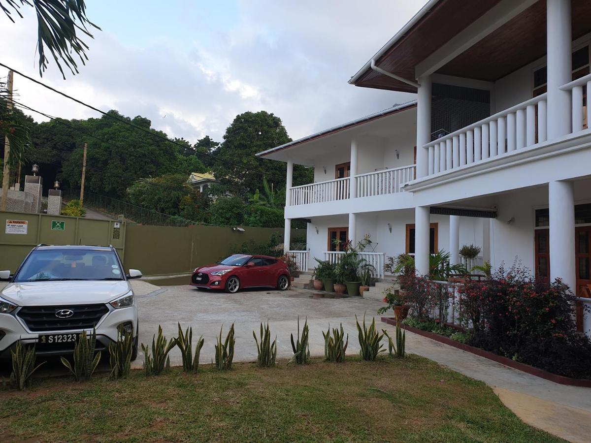 La Maison Hibiscus Self Catering Beau Vallon (Mahe)