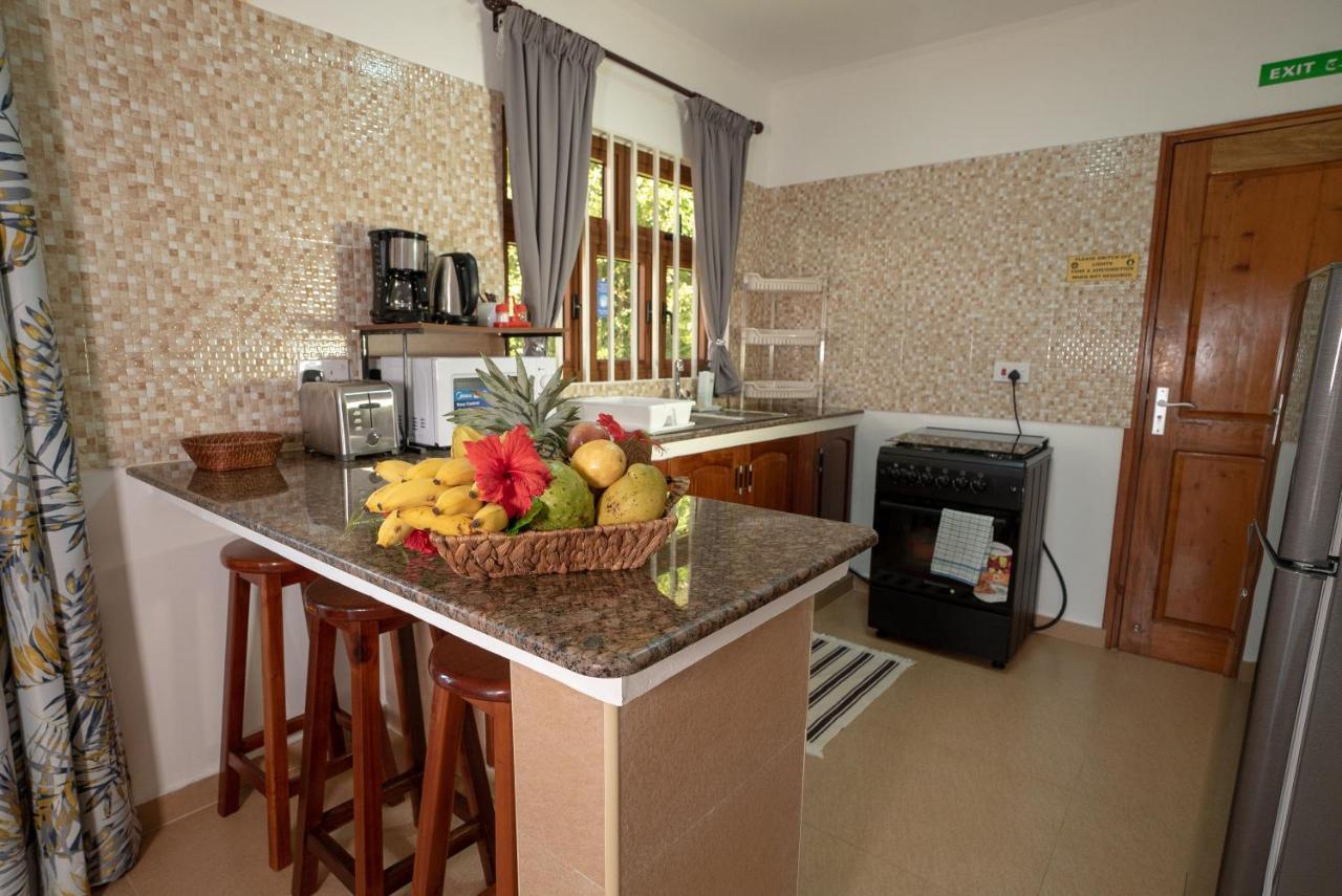 Apartament La Maison Hibiscus Self Catering Beau Vallon (Mahe)