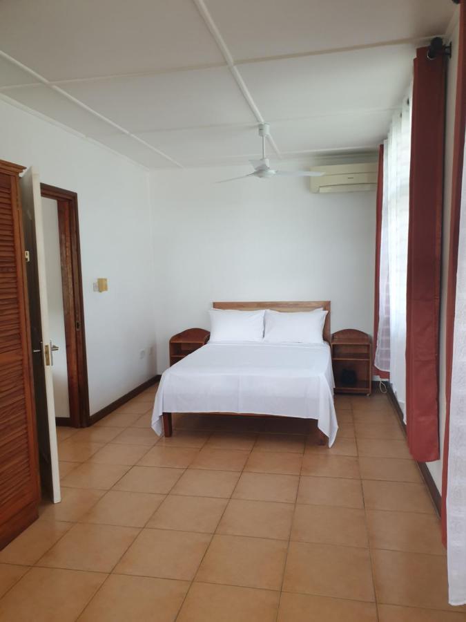 La Maison Hibiscus Self Catering Apartament *