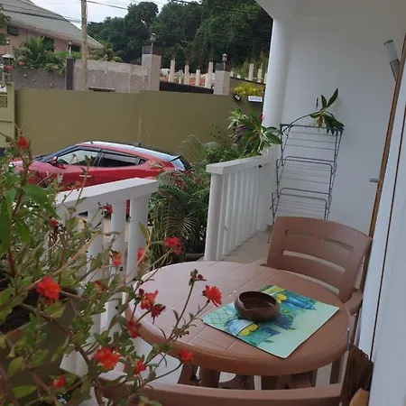 La Maison Hibiscus Self Catering Accommodation Beau Vallon  Exterior photo