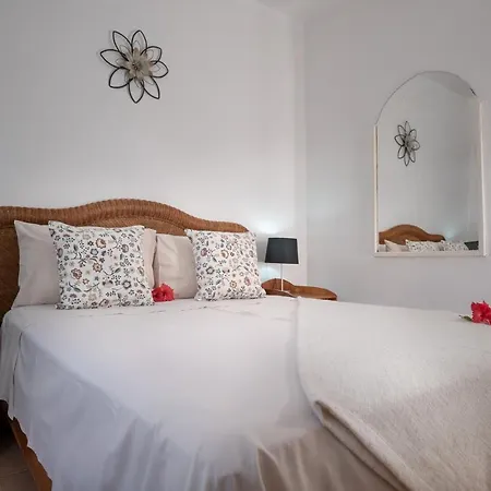 La Maison Hibiscus Self Catering Accommodation Beau Vallon  Exterior photo