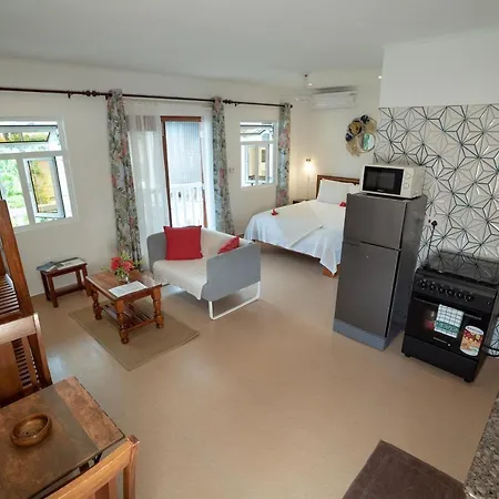 La Maison Hibiscus Self Catering Accommodation Beau Vallon  Exterior photo
