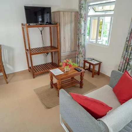 La Maison Hibiscus Self Catering Accommodation Beau Vallon  Exterior photo