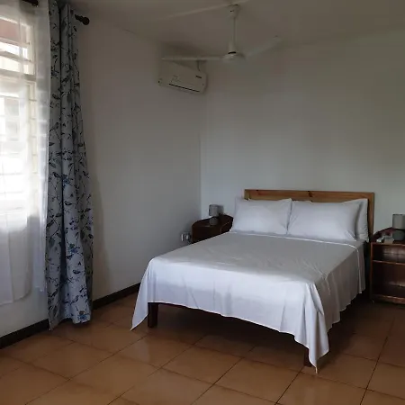 La Maison Hibiscus Self Catering Accommodation Beau Vallon  Exterior photo