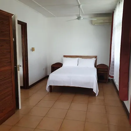 La Maison Hibiscus Self Catering Accommodation Beau Vallon  Exterior photo