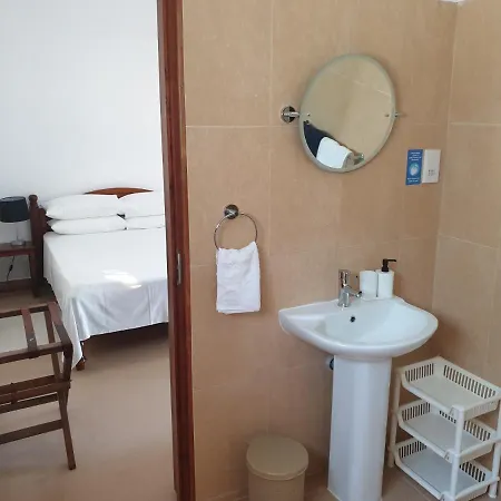 La Maison Hibiscus Self Catering Accommodation Beau Vallon  Exterior photo
