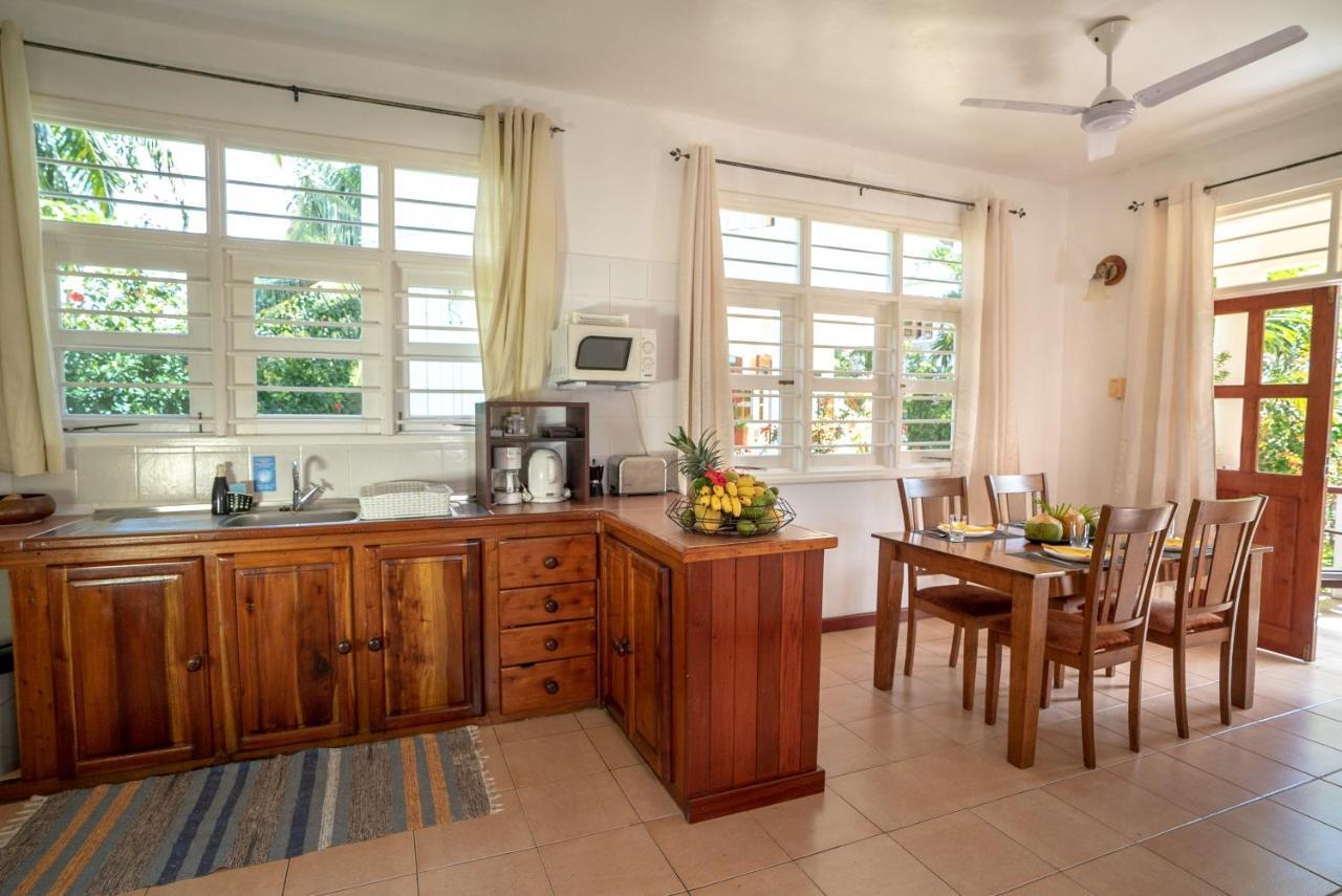 La Maison Hibiscus Self Catering *