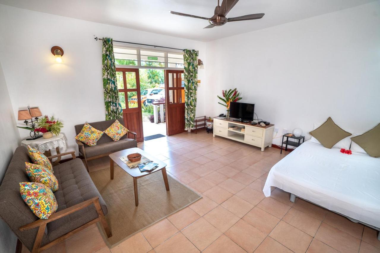 Apartment La Maison Hibiscus Self Catering