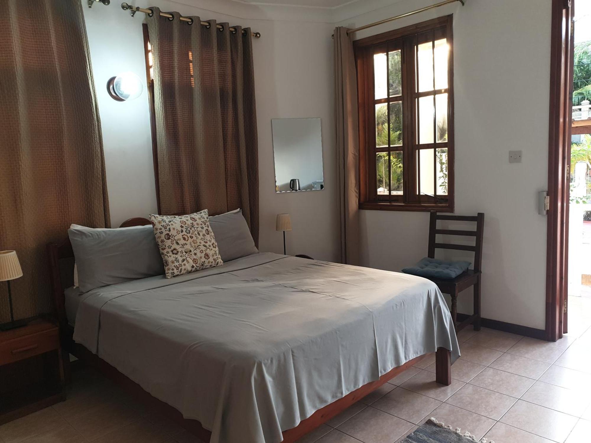 La Maison Hibiscus Self Catering * Beau Vallon (Mahe)